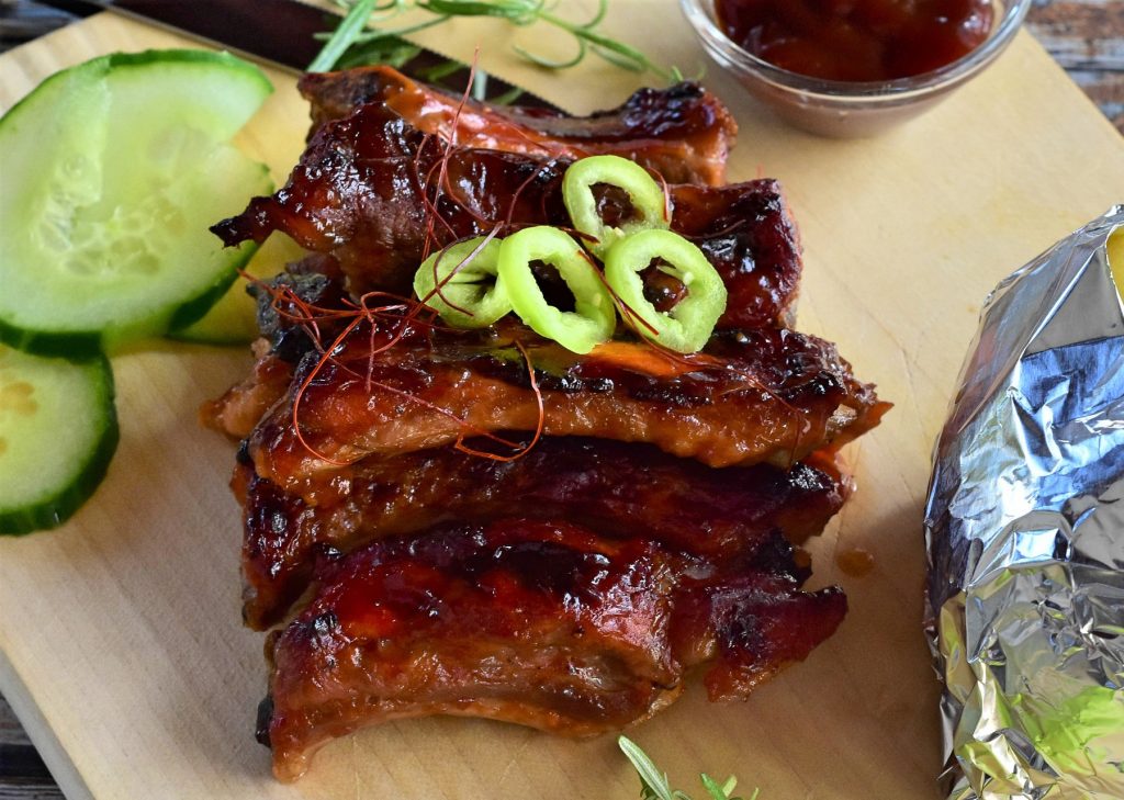 Sizzling Spare Ribs With BBQ Sauce Suckling Pigs Online